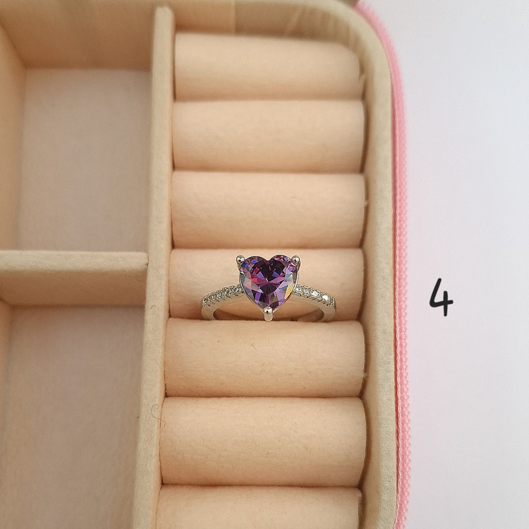 انگشتر جواهری فول نگین فری سایز طرح قلب بنفش